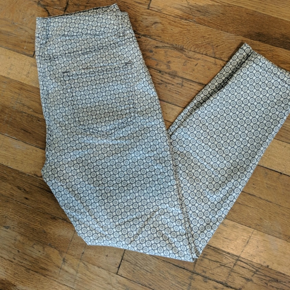 Comfy Patterned Jeans